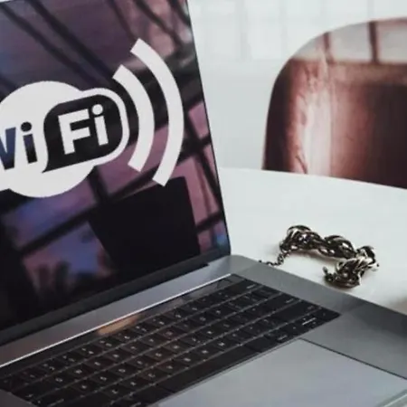 Uim Mediterraneo Estudio Pb San Jose Wifi